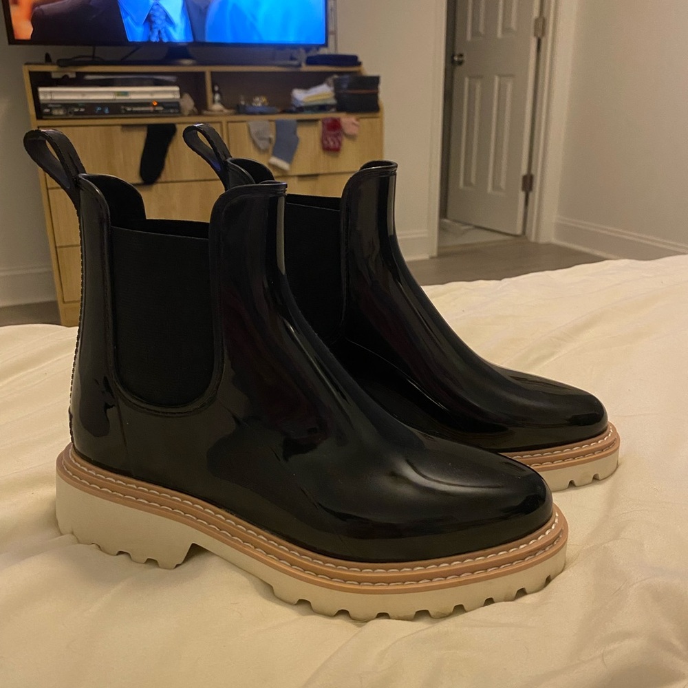 Dolce Vita “Stormy” Rain Boots